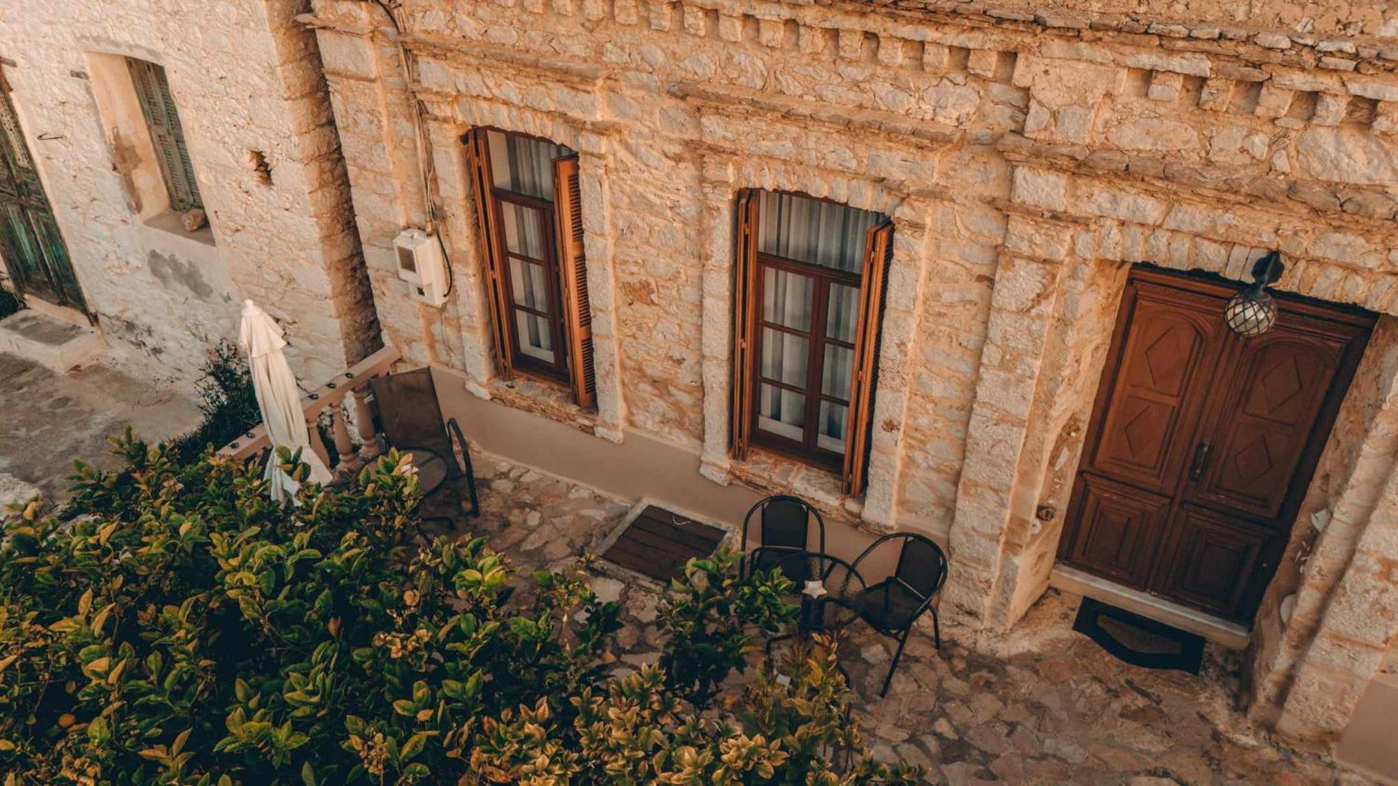 Kleanthe Hotel Chalki Town Exterior foto