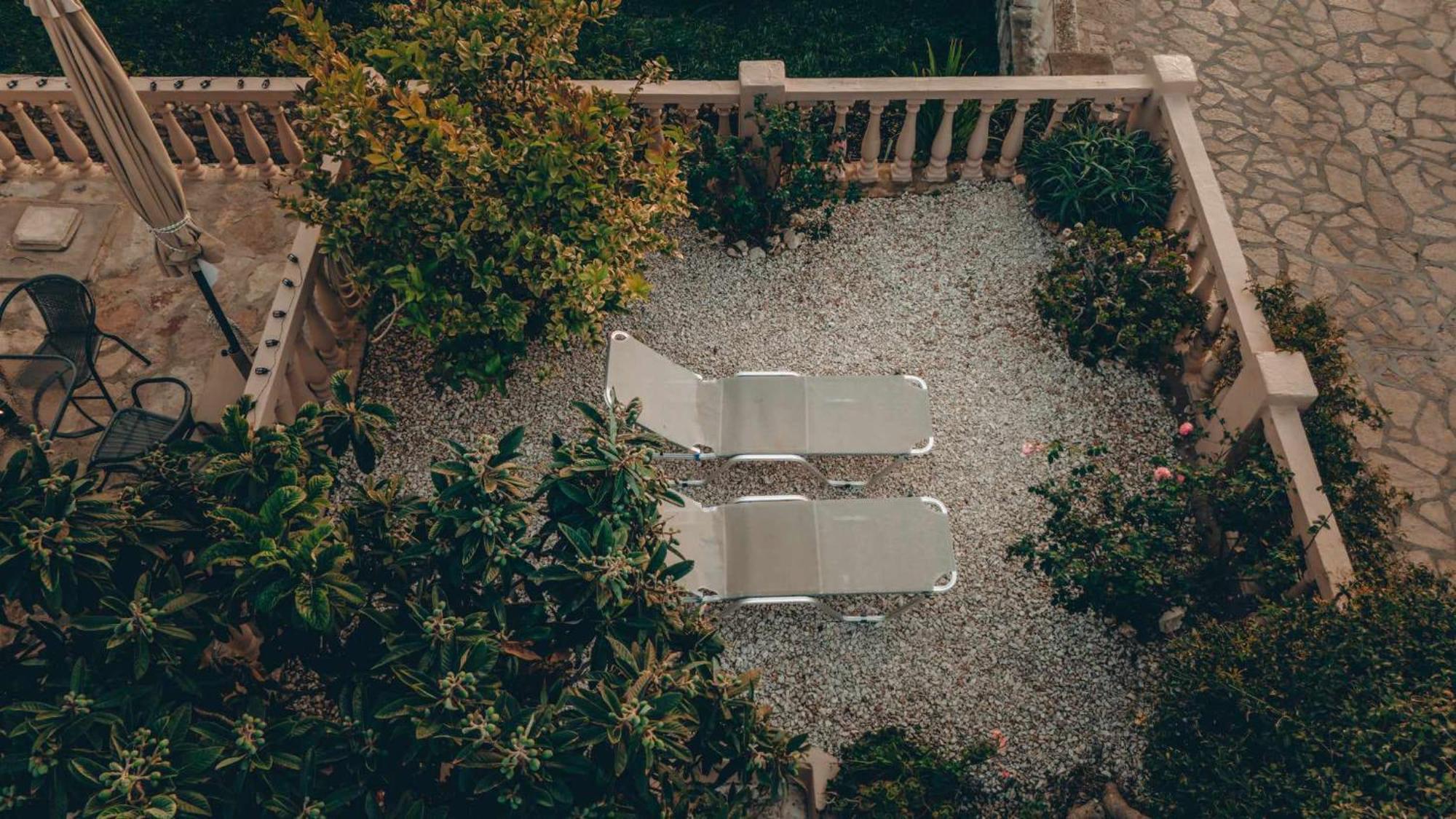 Kleanthe Hotel Chalki Town Exterior foto